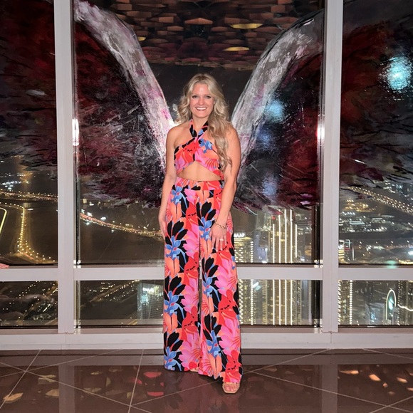 Meet your Posher, Lindsay - Picture 3 of 8